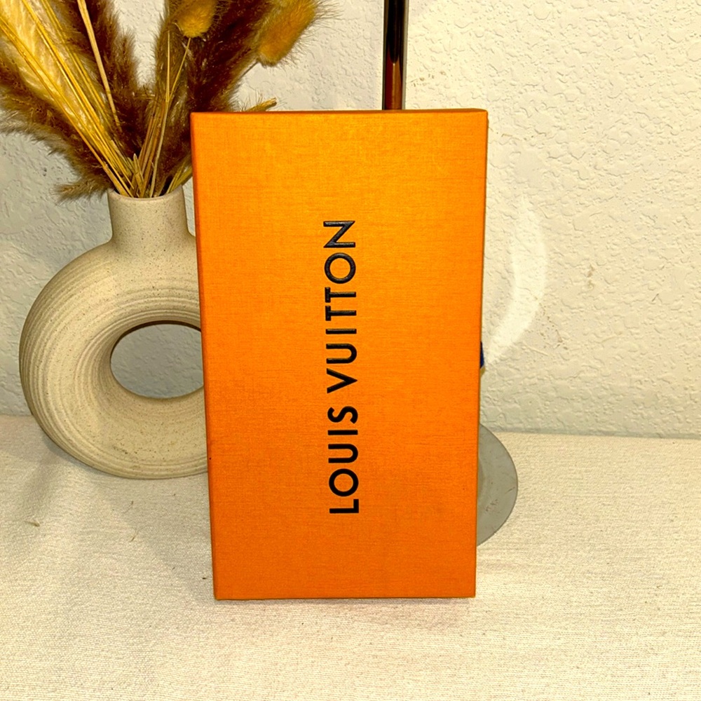 New Louis vuitton Box for long wallet